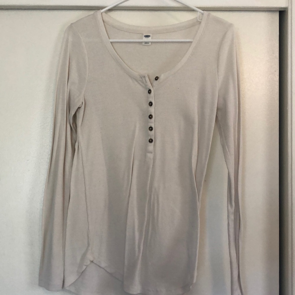Off white longe sleeve henley